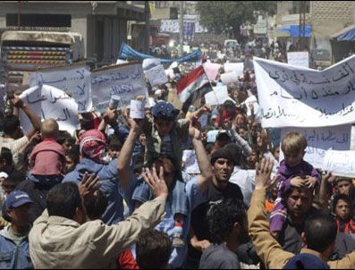 Suriye'de bugünkü gösterilerde 19 kişi öldü