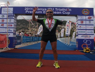 Triatlona Türk ve Rus Sporcular Damgasını Vurdu