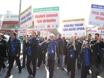 İLYAS ÇAPOĞLU - Diyabeti Durdurmak İçin Yürüdüler