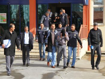 Gaziantep`te Hırsızlık Zanlısı 10 Kişi Yakalandı