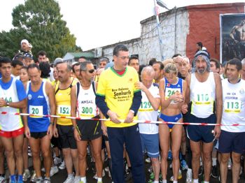 SONER ZEYBEK - Şanlıurfa`da Maraton Koşusu Yapıldı