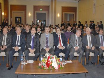 HALİL MUTLU - Vali Güvenç, Müsiad`ın Düzenlediği Panele Katıldı