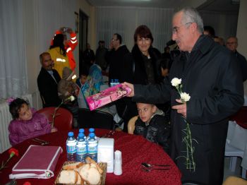 Vanlı Depremzede Aileler Çanakkale`de