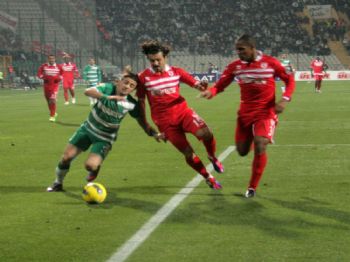 OZAN İPEK - Bursaspor: 0 - Samsunspor: 0 (ilk Yarı)