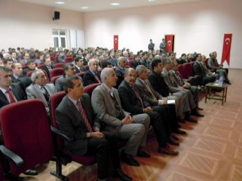 METIN ESEN - Kahta`da Okul Müdürleri Toplantı Yaptı