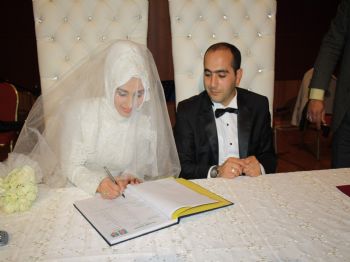 AYDıN GÜNGÖR - Keleş, Dünya Evine Girdi