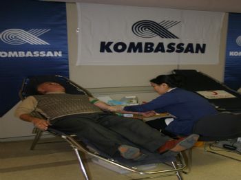 KOMBASSAN - Kombassan`dan Van`a Kan Bağışı