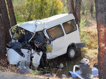 BOZARMUT - Muğla`da Trafik Kazası: 2 Ölü, 2 Yaralı