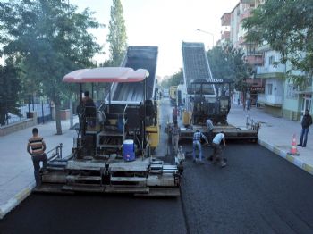 FARUK AKDOĞAN - Niğde Belediyesi 2011 Yılında 58 Bin Ton Asfalt Attı