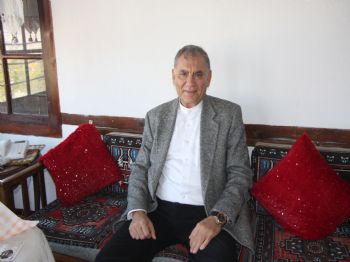 İZZETTIN SEVGILI - Prof. Dr. Doğu Ergil: Pkk`ya Verilen Halkt Desteği Giderek Azalıyor