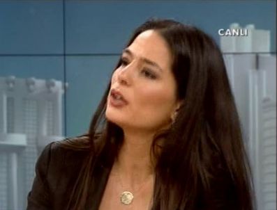 ASUMAN KRAUSE - Acun ile beni kıyaslamaları şahane bir şey