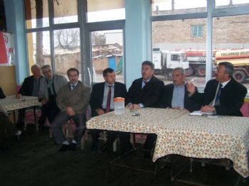 YOLLARBAŞı - Karaman`ın Yollarbaşı Beldesinde Çiftçiler Bilgilendirildi