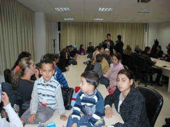 Polis, Romanlarla Huzur Toplantısı Yaptı