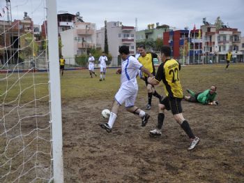 HAMIT TUNA - Toroslar 3 Ocak Turnuvası Devam Ediyor