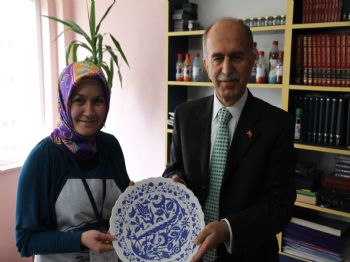 RECEP ŞAHIN - Vali Harput’tan İşitme Engelli Ebru Kursiyerlerine Destek