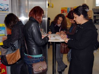 Adıyaman İl Kadın Platformu Cezaevindeki Kadınlara Kart Gönderdi