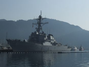 GENERAL ELECTRIC - Amerikan Savaş Gemisi ‘arleig Burke’ Marmariste