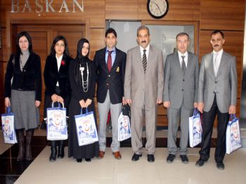 ÜNAL POLAT - Eğitimciler, Doğan Ürgüp`ü Ziyaret Etti