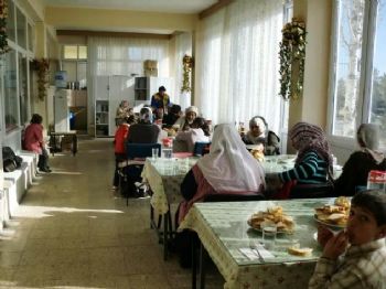 KıRKA - Eskişehir`e Gelen 96 Depremzede Kamu Misafirhanelerine Yerleştirildi