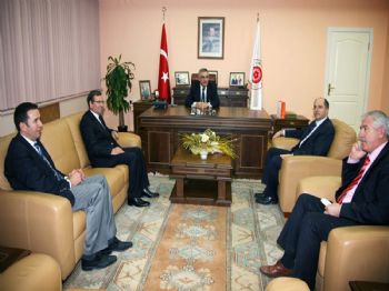 İLYAS DÖKMETAŞ - Melikşah Üniversitesi Dekanlarından Dökmetaş`a Ziyaret