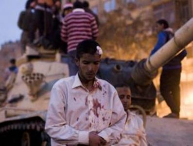 Mısır'da 'savaş' 5. gününde