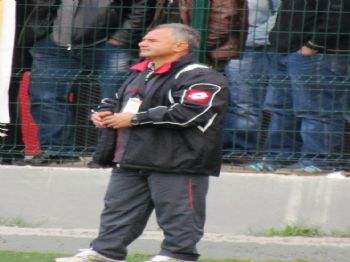 Ödemiş Belediyesipor`un Teknik Direktörü Hüseyin Şengül Bıraktı