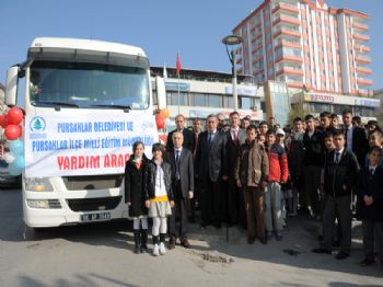SALIH BıÇAK - Pursaklar`dan Van`a Yardım Gönderildi