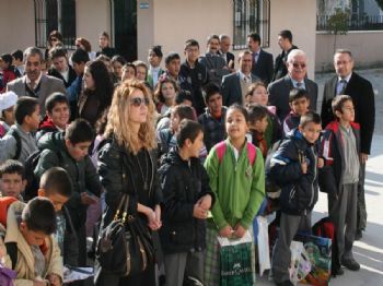 KASıMLAR - Akçay’da Öğretmneler Günü Kutlandı