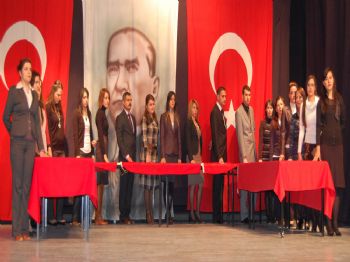 NURETTIN YıLMAZ - Bitlis`te 24 Kasım Öğretmenler Günü Etkinlikleri