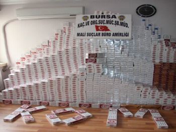 Bursa`da 26 Bin Paket Kaçak Sigara Ele Geçirildi