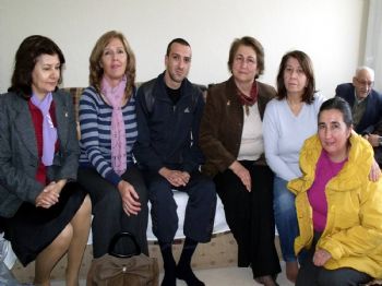 ERTAN PEYNIRCIOĞLU - Depremzede Öğretmene Ziyaretçi Akını