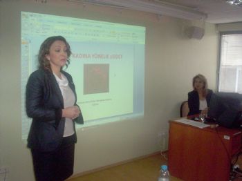 `kadınlara Şiddet Uygulayanların Da Annesi Var`