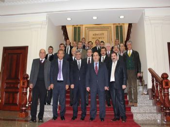 VEYSİ KAYNAK - Kmtso Üyeleri Adalet Bakan Yardımcısı Veysi Kaynak’a “hayırlı Olsun” Ziyaretinde Bulundu