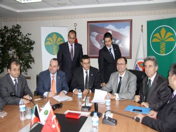 KUVEYT TÜRK - Mersin Ticaret Odası İle Kuveyt Türk Arasında Kredi Protokolü İmzalandı