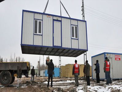 Van'da öğretmenler için 90 konteyner kuruldu