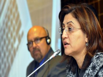 İPHONE - Bakan Fatma Şahin`den N.ç. Yorumu