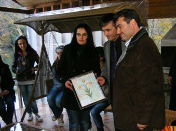 Hakkari`den Ayvacık`a Gönül Köprüsü Kuruldu