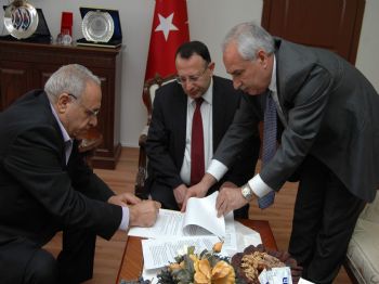 Hayırsever İşadamı 6. Okulu Yaptırmak İçin Protokol İmzaladı