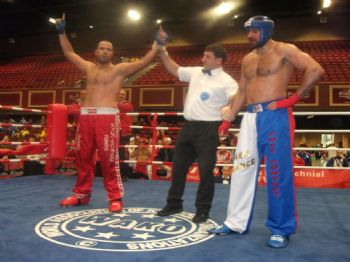 Kickboksta Dünyanın Zirvesine