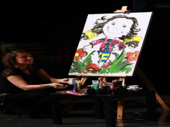 FAHRİ KORUTÜRK - Öğretmenler Sahne Performanslarıyla Alkış Topladı