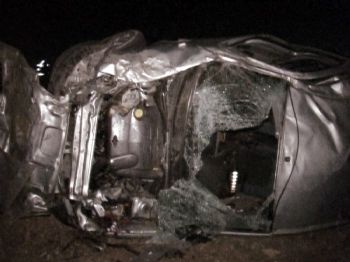 DUTLUCA - Şanlıurfa`daki Trafik Kazası: 1 Ölü, 9 Yaralı