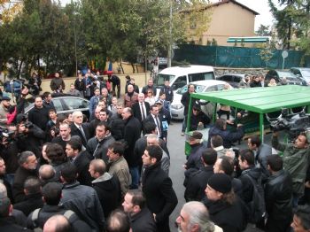 KADİR İNANIR - Selma Ann Desmond Son Yolculuğuna Uğurlandı