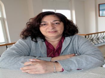 UÇAN SÜPÜRGE - ``demokraside Kadın İzleri`` Samsun`da