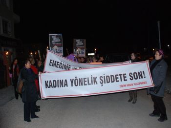 Didimli Kadınlar Şiddete Karşı Yürüdü