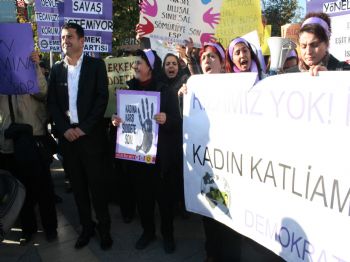 Malatya`da Kadınlardan ``şiddete Hayır`` Eylemi