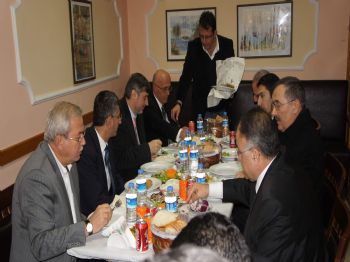 HASAN GÜRSOY - Bakan Yıldırım Hava Muhalefetine Takıldı