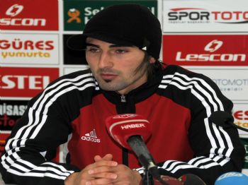 BEKIR YıLMAZ - Manisaspor Teknik Direktörü Özdeş: 12 Haftada 22 Puan Gururlandırdı