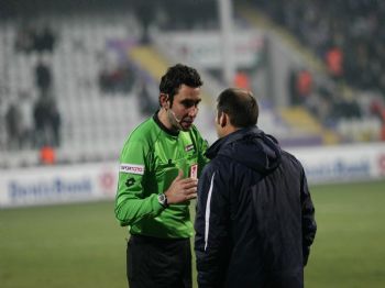 Orduspor Hakeme Yüklendi