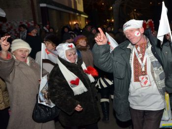 Eski Başbakan Timoşenko 51. Yaşına Cezaevinde Girdi