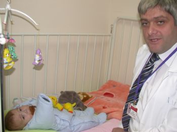 BIRMINGHAM - Kuzey Bebek, Organ Nakli İçin Hava Ambulansı İle İngiltere’ye Gönderildi